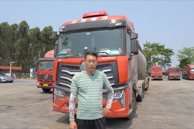 选择水泥罐车“既要又要还要”，中国重汽豪沃MAX燃气车统统满足